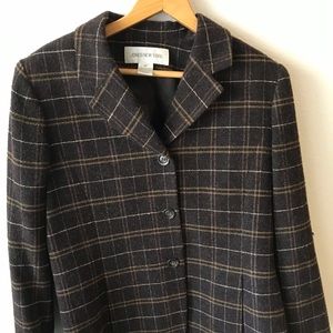 Women’s plaid jacket
